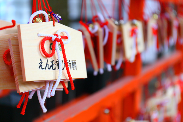 神社の絵馬